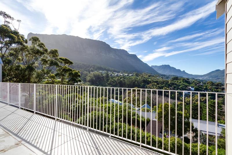 To Let 2 Bedroom Property for Rent in Hout Bay Western Cape